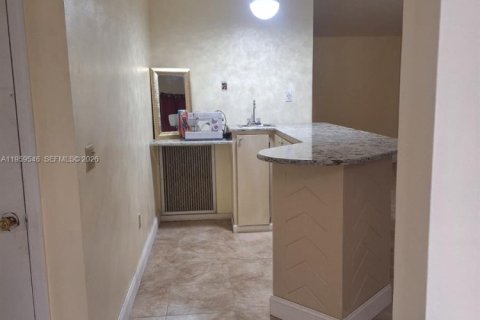 Villa ou maison à vendre à Sebring, Floride: 3 chambres № 2025101 - photo 5