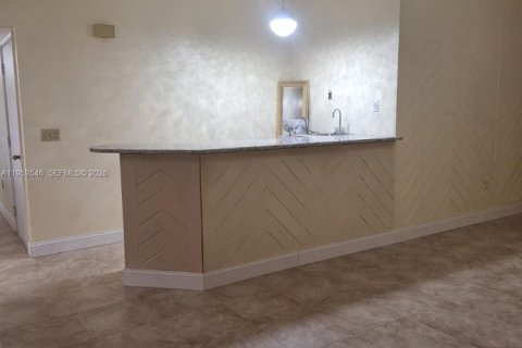 Villa ou maison à vendre à Sebring, Floride: 3 chambres № 2025101 - photo 7