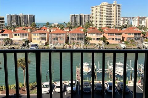 Condo in Clearwater, Florida, 2 bedrooms  № 2118272