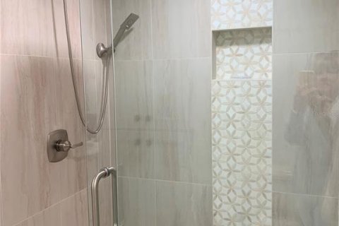 Copropriété à vendre à Clearwater, Floride: 2 chambres, 102.19 m2 № 2118272 - photo 24