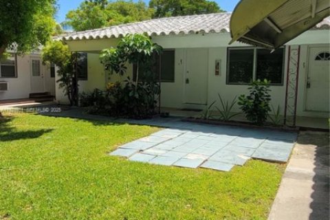 Снять в аренду квартиру в Холливуд, Флорида 46.45м2, № 1982011 - фото 11