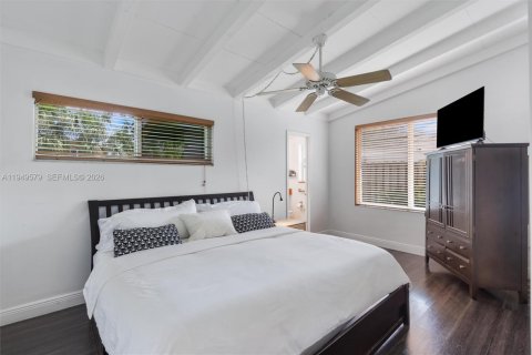 Снять в аренду виллу или дом в Форт-Лодердейл, Флорида 2 спальни, 133.41м2, № 2005260 - фото 10