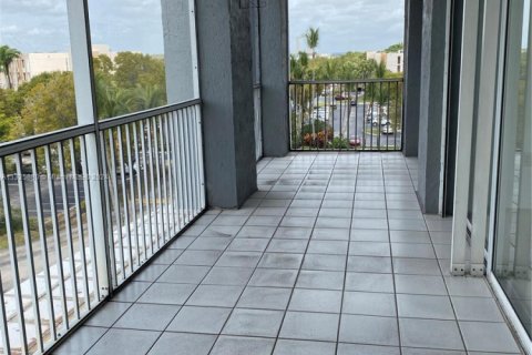 Condo in Doral, Florida, 3 bedrooms  № 1868012 - photo 14