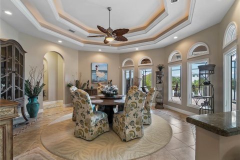 House in Punta Gorda, Florida 4 bedrooms, 391.12 sq.m. № 2122980 - photo 20