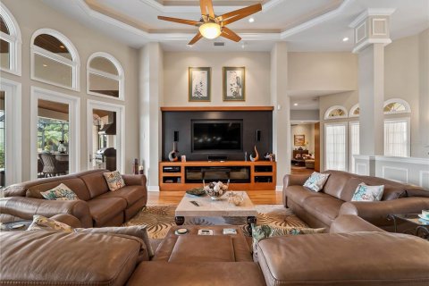 House in Punta Gorda, Florida 4 bedrooms, 391.12 sq.m. № 2122980 - photo 8