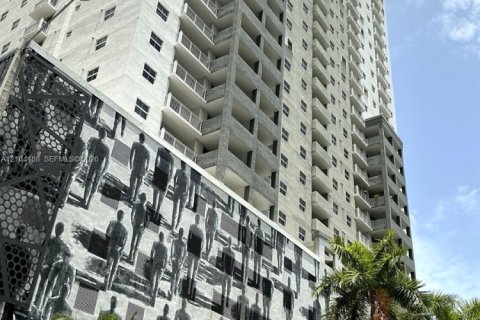 Copropriété à vendre à Miami, Floride: 2 chambres, 88.26 m2 № 2412920 - photo 4