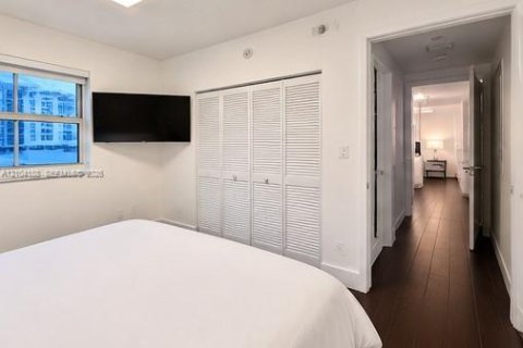 Copropriété à vendre à Miami, Floride: 2 chambres, 88.26 m2 № 2412920 - photo 12