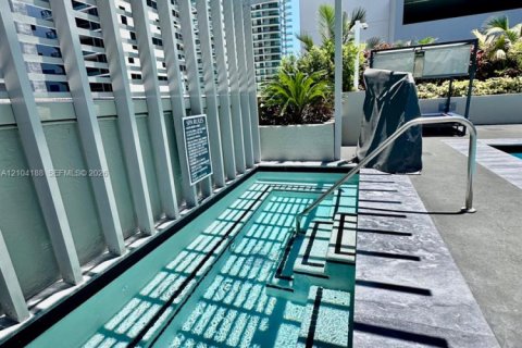 Copropriété à vendre à Miami, Floride: 2 chambres, 88.26 m2 № 2412920 - photo 22