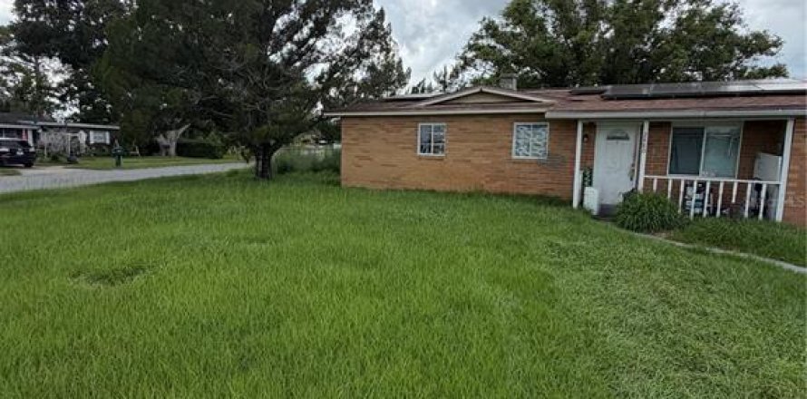 Villa ou maison à Titusville, Floride 4 chambres, 142.7 m2 № 2238468