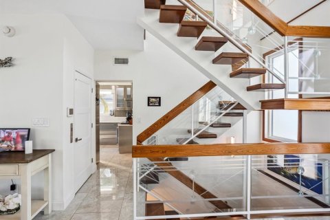 Casa en venta en Saint Pete Beach, Florida, 4 dormitorios, 324.14 m2 № 1657985 - foto 7