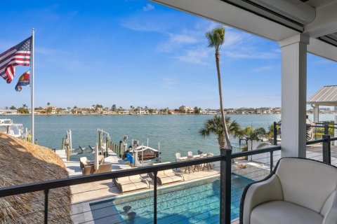 Casa en venta en Saint Pete Beach, Florida, 4 dormitorios, 324.14 m2 № 1657985 - foto 16