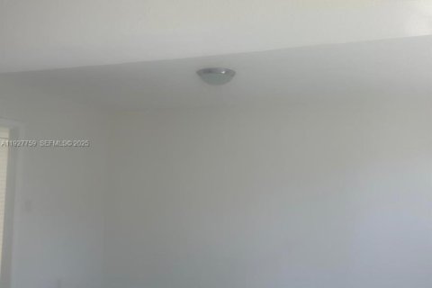 Casa en venta en Hollywood, Florida, 3 dormitorios, 157.38 m2 № 2034204 - foto 10