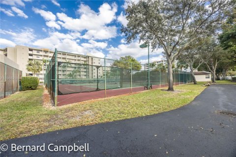 Condominio en venta en Lauderhill, Florida, 2 dormitorios, 117.06 m2 № 2031857 - foto 30