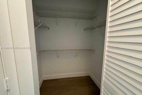 Снять в аренду кондоминиум в Майами, Флорида 1 спальня, 63.64м2, № 2029777 - фото 6