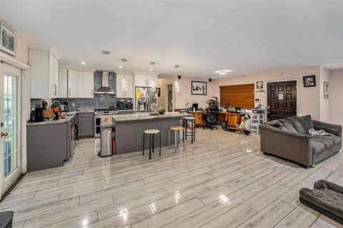 Villa ou maison à vendre à Saint Petersburg, Floride: 3 chambres, 121.98 m2 № 1902727 - photo 3