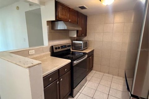 Copropriété à louer à Orlando, Floride: 2 chambres, 90.12 m2 № 2098915 - photo 2