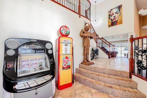 Casa en venta en Port St. Lucie, Florida, 4 dormitorios, 276.85 m2 № 2188381 - foto 11