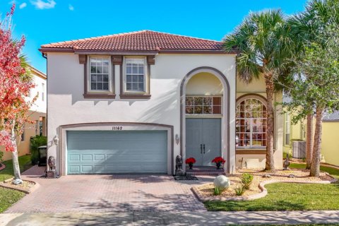 House in Port St. Lucie, Florida 4 bedrooms, 276.85 sq.m. № 2188381