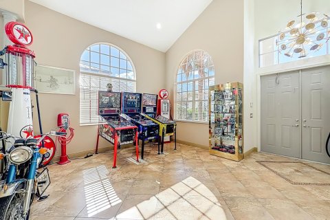 Casa en venta en Port St. Lucie, Florida, 4 dormitorios, 276.85 m2 № 2188381 - foto 10