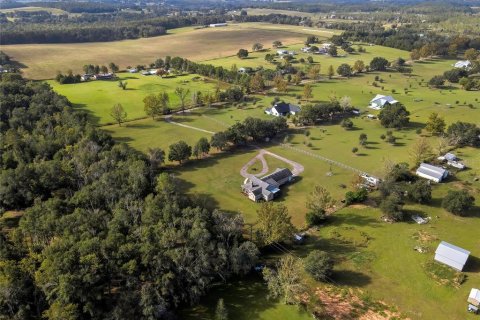 Casa en venta en Dade City, Florida, 4 dormitorios, 243.03 m2 № 2155632 - foto 9