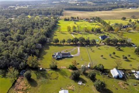 Casa en venta en Dade City, Florida, 4 dormitorios, 243.03 m2 № 2155632 - foto 10