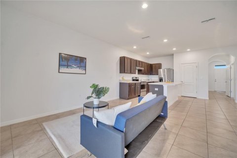 Townhouse in Davenport, Florida 3 bedrooms, 155.33 sq.m. № 1786418 - photo 23