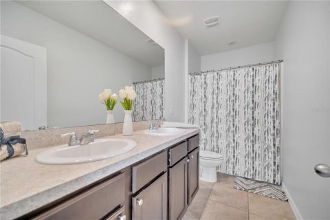 Townhouse in Davenport, Florida 3 bedrooms, 155.33 sq.m. № 1786418 - photo 29