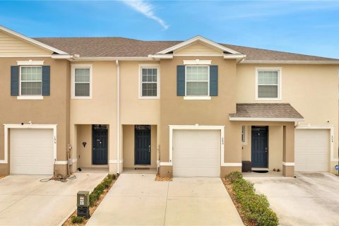 Townhouse in Davenport, Florida 3 bedrooms, 155.33 sq.m. № 1786418 - photo 2