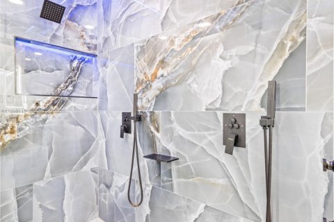 Casa en venta en Palmetto Bay, Florida, 4 dormitorios, 235.88 m2 № 2060476 - foto 14