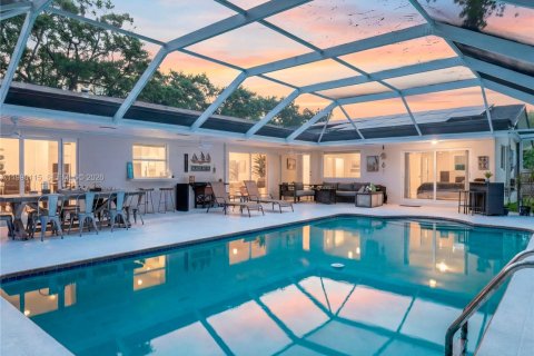 Купить виллу или дом в Пальметто-Бей, Флорида 4 спальни, 235.88м2, № 2060476 - фото 3