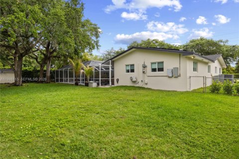 Villa ou maison à vendre à Palmetto Bay, Floride: 4 chambres, 235.88 m2 № 2060476 - photo 27
