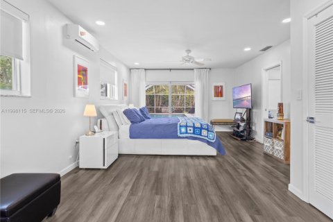 Casa en venta en Palmetto Bay, Florida, 4 dormitorios, 235.88 m2 № 2060476 - foto 11