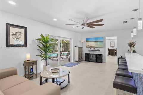 Casa en venta en Palmetto Bay, Florida, 4 dormitorios, 235.88 m2 № 2060476 - foto 8