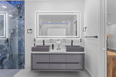 Casa en venta en Palmetto Bay, Florida, 4 dormitorios, 235.88 m2 № 2060476 - foto 15