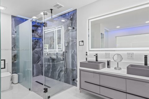 Casa en venta en Palmetto Bay, Florida, 4 dormitorios, 235.88 m2 № 2060476 - foto 13