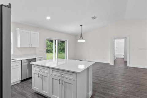 House in Dunnellon, Florida 4 bedrooms, 162.67 sq.m. № 1826520 - photo 12