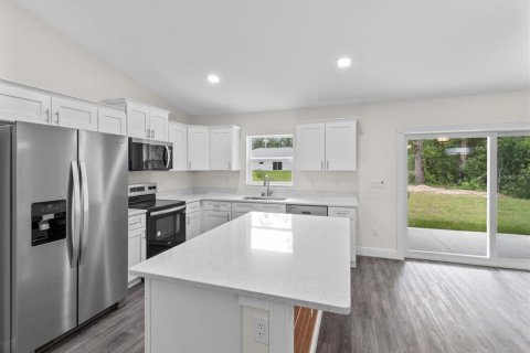 House in Dunnellon, Florida 4 bedrooms, 162.67 sq.m. № 1826520 - photo 10