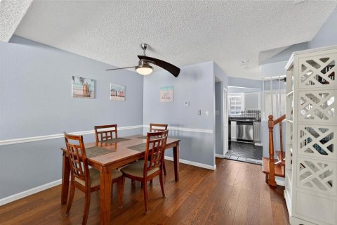 Touwnhouse à vendre à Redington Shores, Floride: 3 chambres, 114.92 m2 № 2142263 - photo 24