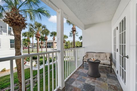 Touwnhouse à vendre à Redington Shores, Floride: 3 chambres, 114.92 m2 № 2142263 - photo 21