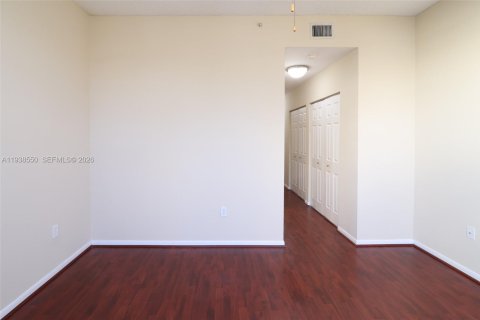 Condo in Fort Lauderdale, Florida, 3 bedrooms  № 2000218 - photo 17