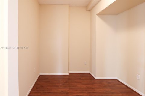 Condo in Fort Lauderdale, Florida, 3 bedrooms  № 2000218 - photo 24