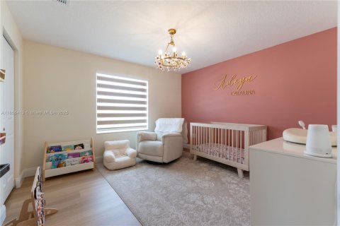 House in Miramar, Florida 5 bedrooms, 335.56 sq.m. № 1878519 - photo 24