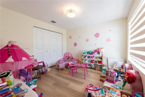 House in Miramar, Florida 5 bedrooms, 335.56 sq.m. № 1878519 - photo 30