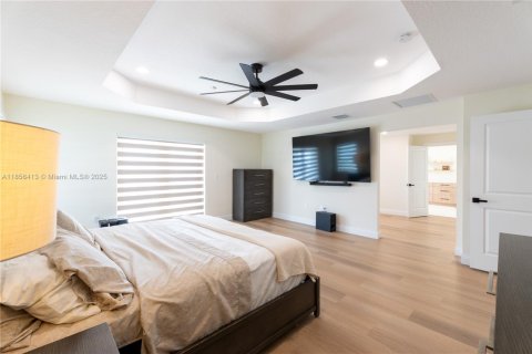 House in Miramar, Florida 5 bedrooms, 335.56 sq.m. № 1878519 - photo 17