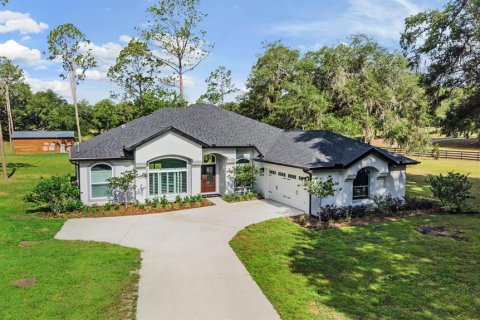 Casa en Dade City, Florida 4 dormitorios, 219.53 m2 № 2129178
