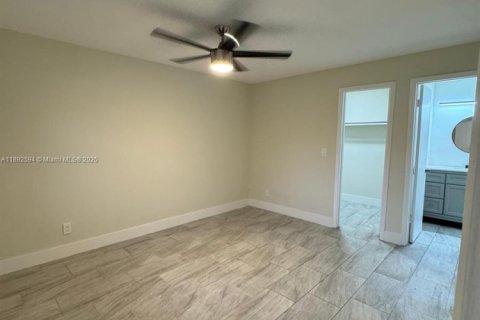 Copropriété à louer à Sunrise, Floride: 2 chambres, 67.91 m2 № 1946473 - photo 9