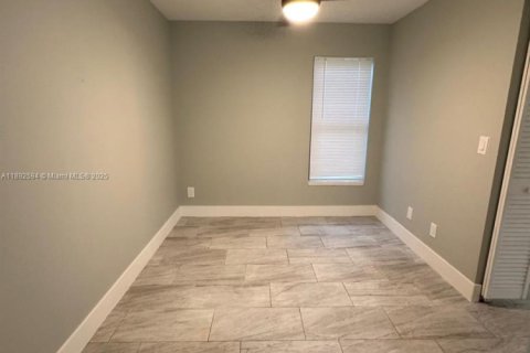 Copropriété à louer à Sunrise, Floride: 2 chambres, 67.91 m2 № 1946473 - photo 10