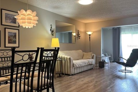 Copropriété à vendre à Largo, Floride: 2 chambres, 103.12 m2 № 1835694 - photo 7