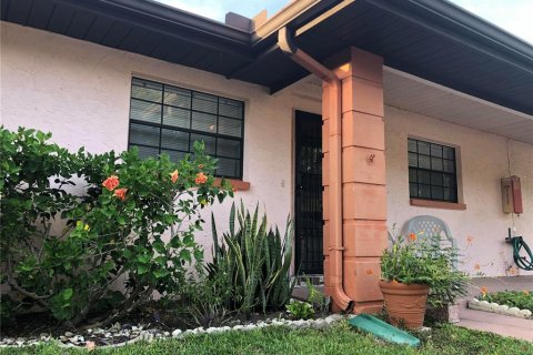 Copropriété à vendre à Largo, Floride: 2 chambres, 103.12 m2 № 1835694 - photo 23