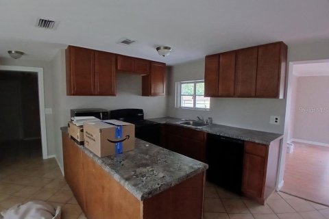 Casa en venta en Sanford, Florida, 3 dormitorios, 120.96 m2 № 2387616 - foto 11